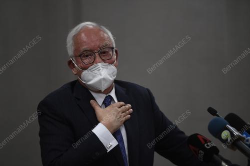DATUK SERI NAJIB TUN RAZAK