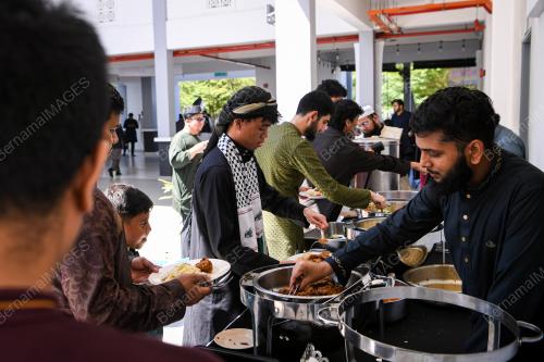 AIDILFITRI CELEBRATIONS WITH IIUM INTERNATIONAL STUDENTS