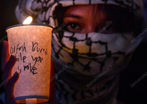 PROTES SENYAP PEDULI RAFAH