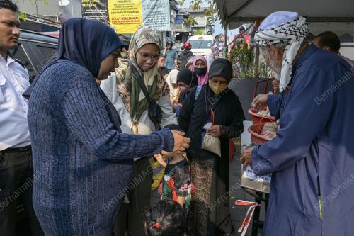 BUBUR LAMBUK MASJID KAMPUNG BARU