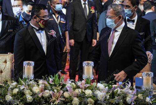 DATUK SERI MUSTAPA MOHAMED