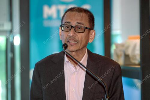 MOHAMMAD HAZANI HASSAN