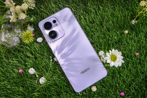 OPPO RENO13