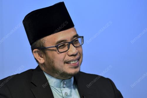 KL79_07062018_MAZA