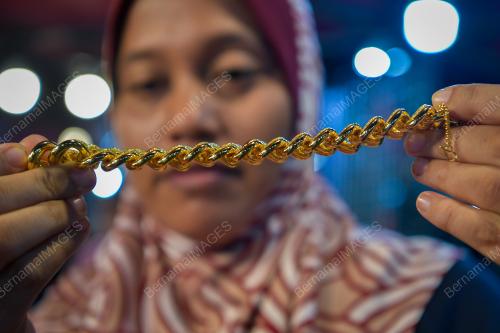 PERSIAPAN AKHIR RAYA