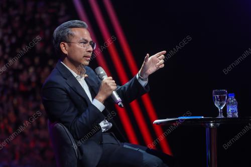 FAHMI FADZIL