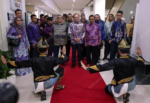 DATUK SERI ANWAR IBRAHIM