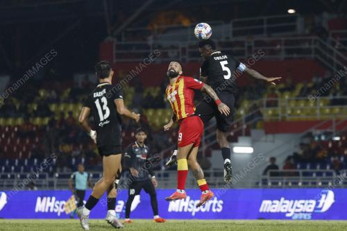 PERLAWANAN AKHIR CHALLANGE CUP 2024/2025