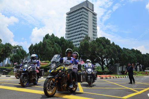 KONVOI KEMBARA MERDEKA JALUR GEMILANG 2025