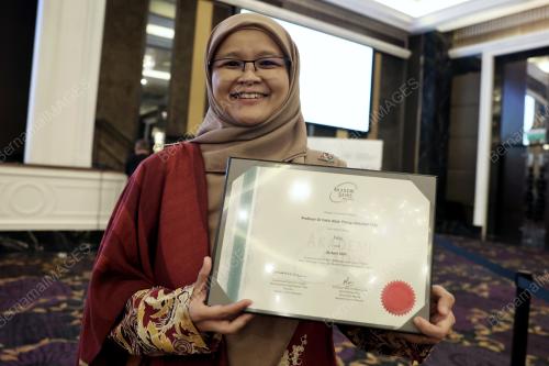 FATIN ALIAH PHANG ABDULLAH