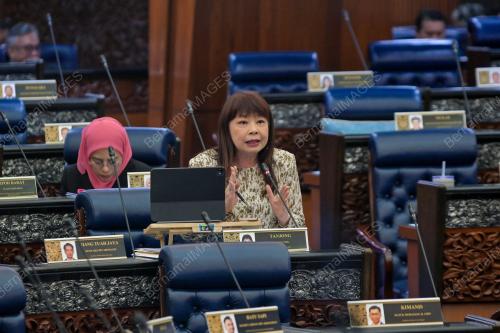 LIM HUI YING