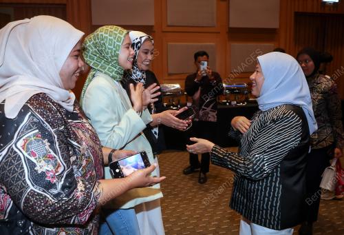 DATUK SERI NANCY SHUKRI