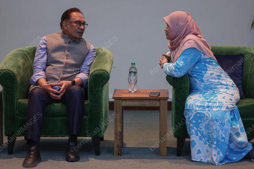DATUK SERI ANWAR IBRAHIM