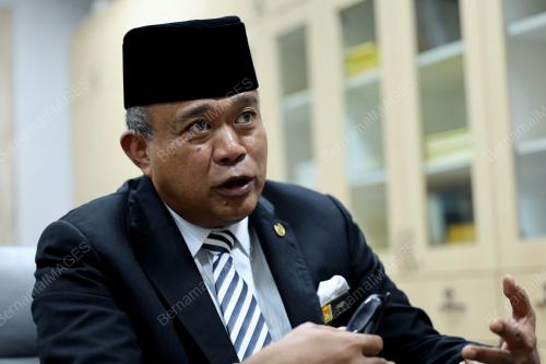 DATUK NAZIM MOHD ALIM