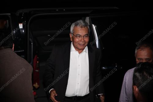 MESYUARAT KHAS DI IBU PEJABAT BERSATU