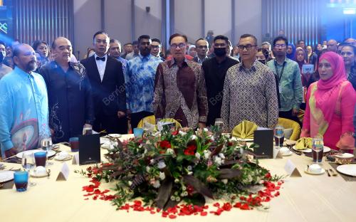 DATUK SERI ANWAR IBRAHIM