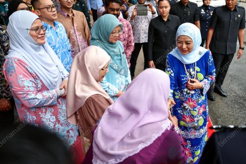 RAJA ZARITH SOFIAH