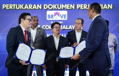 DATUK EWON BENEDICK