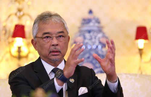 AL-SULTAN ABDULLAH RI'AYATUDDIN AL-MUSTAFA BILLAH SHAH