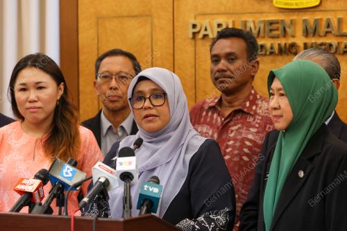 DATUK MAS ERMIEYATI SAMSUDIN