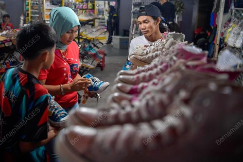 PERSIAPAN AKHIR RAYA