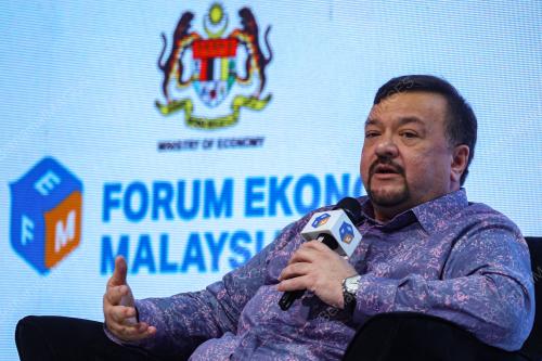 DATUK SERI AMIR HAMZAH AZIZAN
