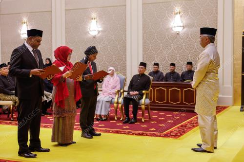 AL-SULTAN ABDULLAH RIÃ•AYATUDDIN AL-MUSTAFA BILLAH SHAH
