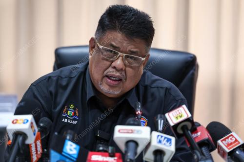 DATUK SERI AB RAUF YUSOH