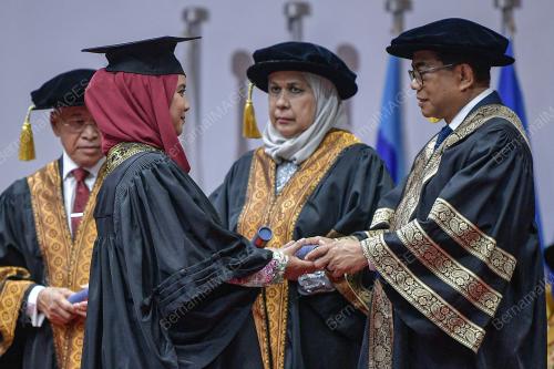 DATUK SERI MOHAMED KHALED NORDIN