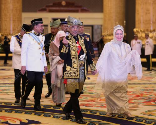 AL-SULTAN ABDULLAH RIÃ•AYATUDDIN AL-MUSTAFA BILLAH SHAH