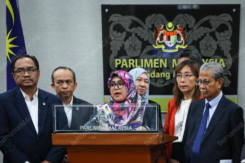 DATUK MAS ERMIEYATI SAMSUDIN