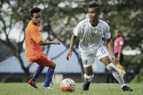 KL81_07122016_DEAF_FOOTBALL