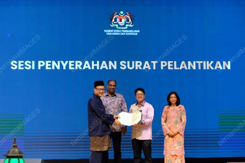 DATUK EWON BENEDICK