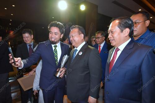 DATUK SERI ALEXANDER NANTA LINGGI