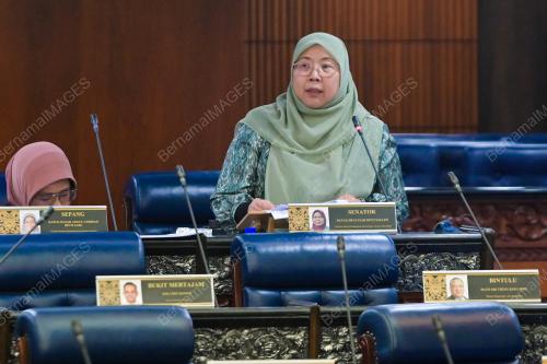 DATUK DR FUZIAH SALLEH