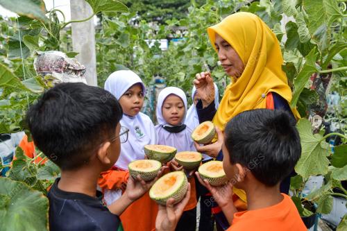 TEMBIKAI WANGI SEKOLAH RENDAH JALAN AIR PANAS