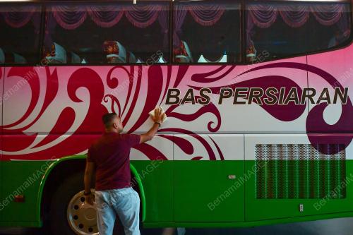 BAS PERSIARAN TIADA SUBSIDI DIESEL