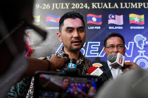 KHAIRUL FIRDAUS AKBAR KHAN