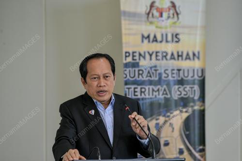 DATUK SERI AHMAD MASLAN