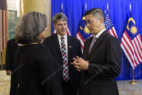 DATUK SERI MOHAMED AZMIN ALI