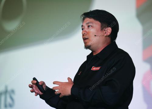 MAJLIS TAYANGAN DAN SIDANG MEDIA MONSTA