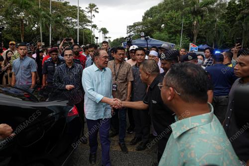 DATUK SERI ANWAR IBRAHIM