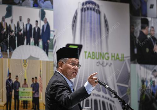 DATUK DR MOHD NA'IM MOKHTAR