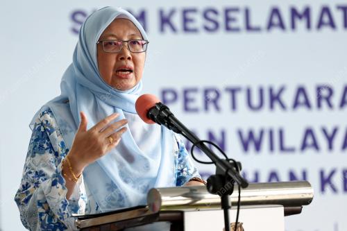DR ZALIHA MUSTAFA