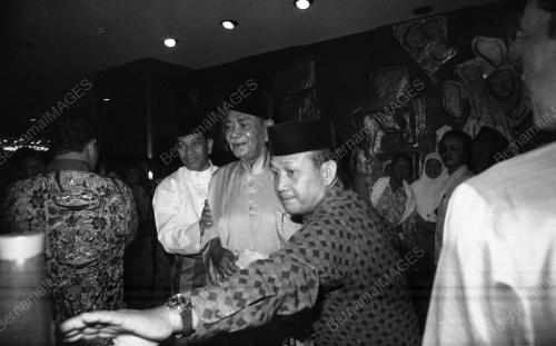 KL82_08072015_MESYUARAT_UMNO
