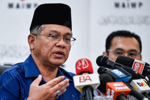 DATUK DR MOHD NA'IM MOKHTAR