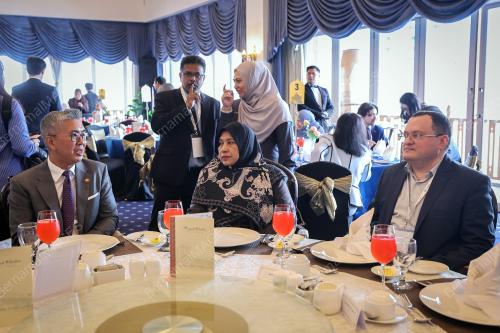 TENGKU DATUK SERI ZAFRUL ABDUL AZIZ