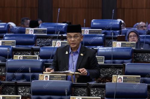 DATUK DR MOHD NA'IM MOKHTAR