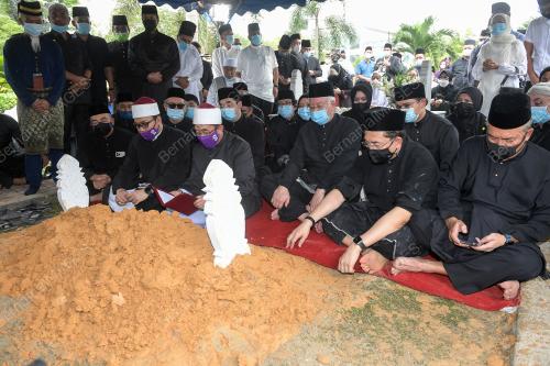 DATUK SERI MOHD NAJIB TUN ABDUL RAZAK