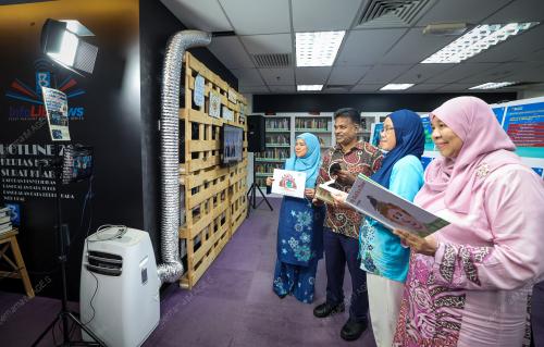 KL82_230422026_BACA